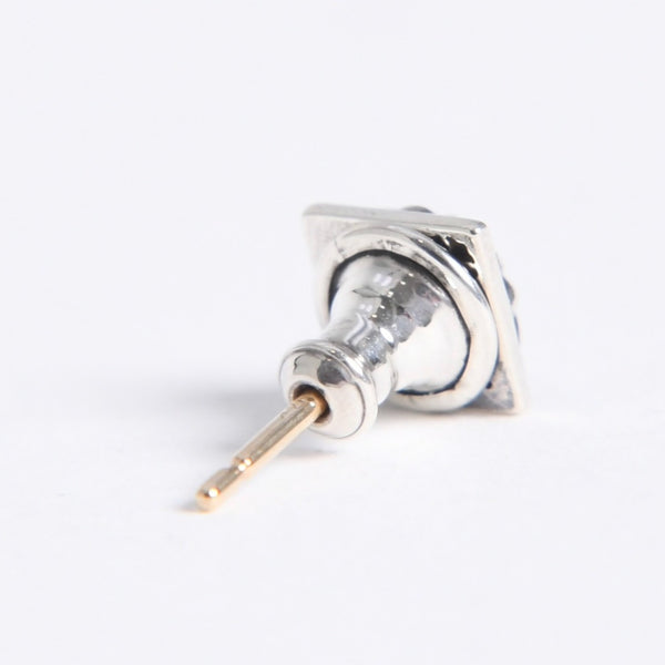新品未使用 CHROME HEARTS クロムハーツ STUD PYRAMID PLS ピラミッド スタッドピアス 重量約0.93g 片耳用 シルバー925 中古 4a007947