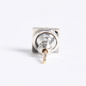 新品未使用 CHROME HEARTS クロムハーツ STUD PYRAMID PLS ピラミッド スタッドピアス 重量約0.93g 片耳用 シルバー925 中古 4a007947