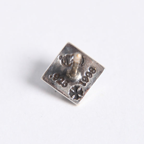 新品未使用 CHROME HEARTS クロムハーツ STUD PYRAMID PLS ピラミッド スタッドピアス 重量約0.93g 片耳用 シルバー925 中古 4a007947
