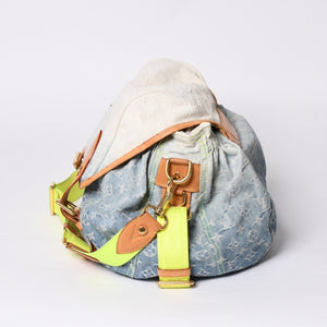 Very Good Condition LOUIS VUITTON Denim Sunrise Shoulder Bag Blue Gradation Denim Canvas M93189 Used 4a000848