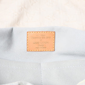 Very Good Condition LOUIS VUITTON Denim Sunrise Shoulder Bag Blue Gradation Denim Canvas M93189 Used 4a000848