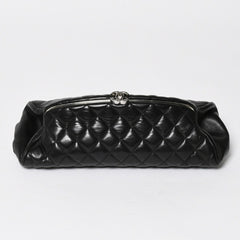 Very Good Condition CHANEL Clutch Bag Matelasse Black Lambskin Silver Hardware No. 13 Used 4a008197