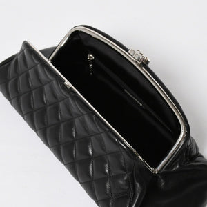 Very Good Condition CHANEL Clutch Bag Matelasse Black Lambskin Silver Hardware No. 13 Used 4a008197
