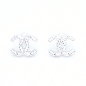 CHANEL シャネル ココマーク スタッドピアス 重量約3.98g B11P刻印 メタル シルバー ラインストーン 両耳用 美品 中古 4a007102