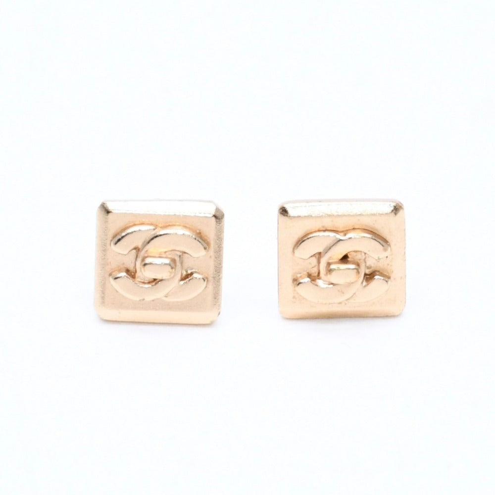CHANEL シャネル ココマーク スクエア スタッドピアス 重量約2.07g 02A刻印 GP メタル ゴールド 両耳用 美品 中古 4a007103