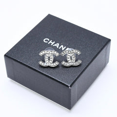 CHANEL シャネル ココマーク ピアス 重量約5.48g 08A刻印 メタル ラインストーン シルバー 両耳用 美品 中古 4a007081