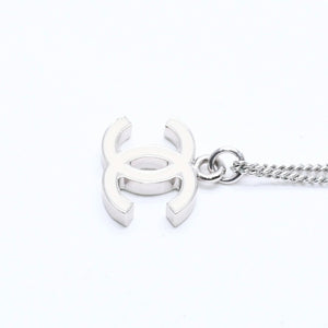 極美品 CHANEL シャネル ココマーク ネックレス 重量約5.77g 05V刻印 GP メタル ラインストーン 全長約43.0cm 中古 4a007105