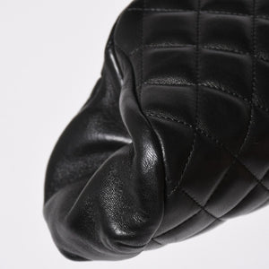 Very Good Condition CHANEL Clutch Bag Matelasse Black Lambskin Silver Hardware No. 13 Used 4a008197