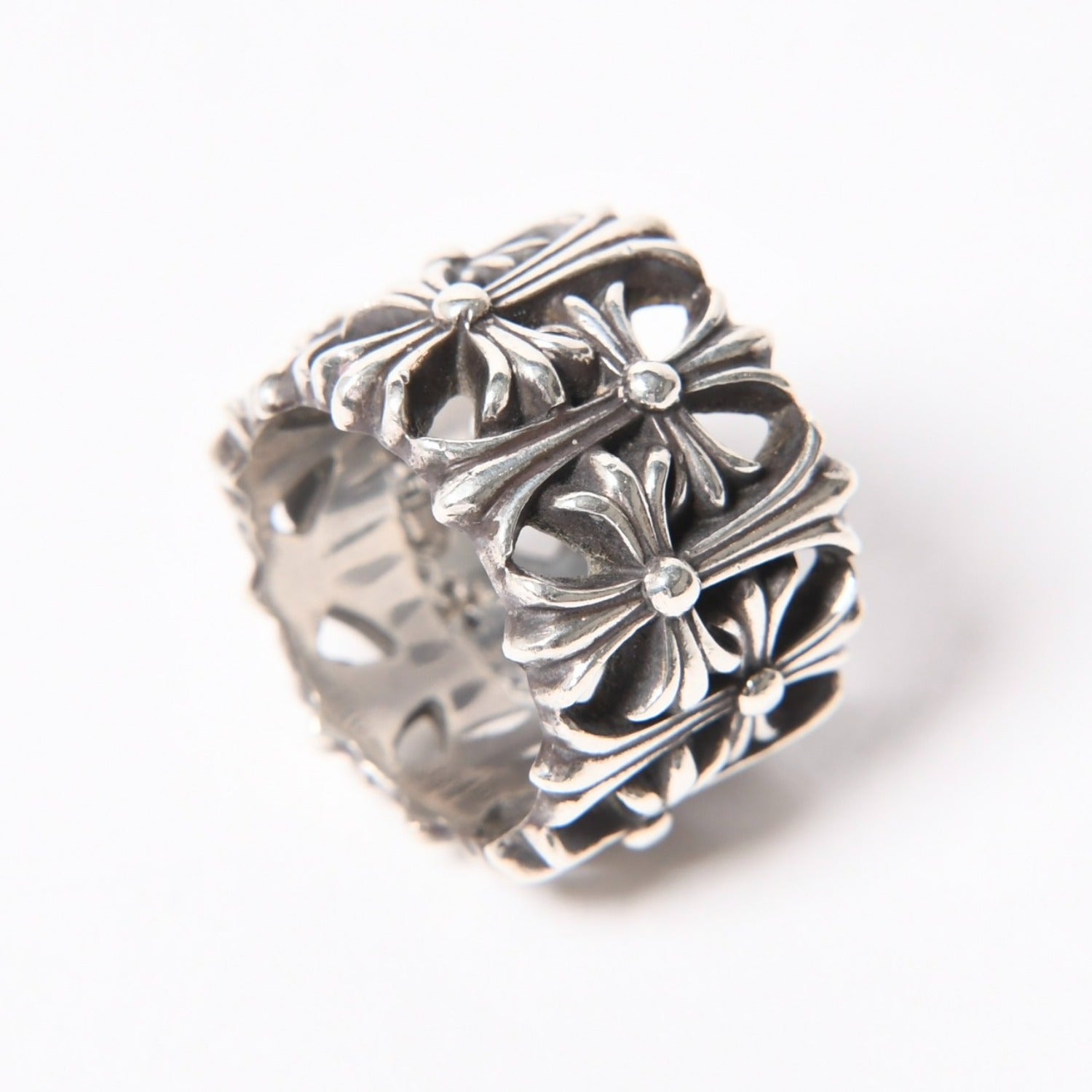 美品 クロムハーツ セメタリークロスリング CHROME HEARTS 定番人気