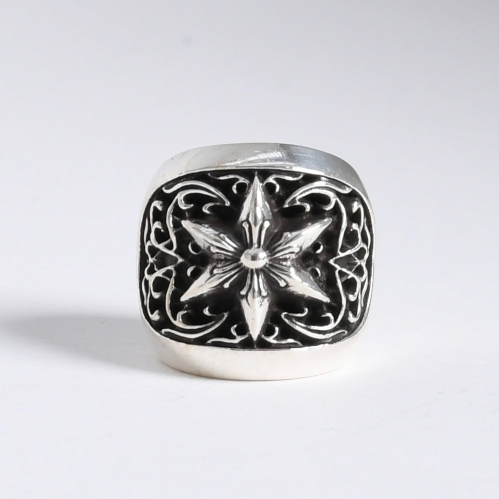 極美品 CHROME HEARTS クロムハーツ CLASSIC OVAL STAR クラシック オーバルスターリング 重量約33.95g サイズ11.5号 中古 4a008230