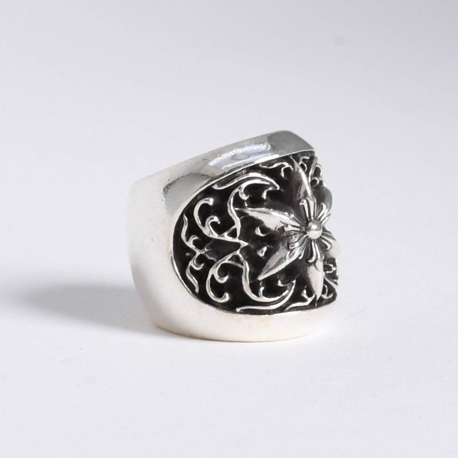 極美品 CHROME HEARTS クロムハーツ CLASSIC OVAL STAR クラシック