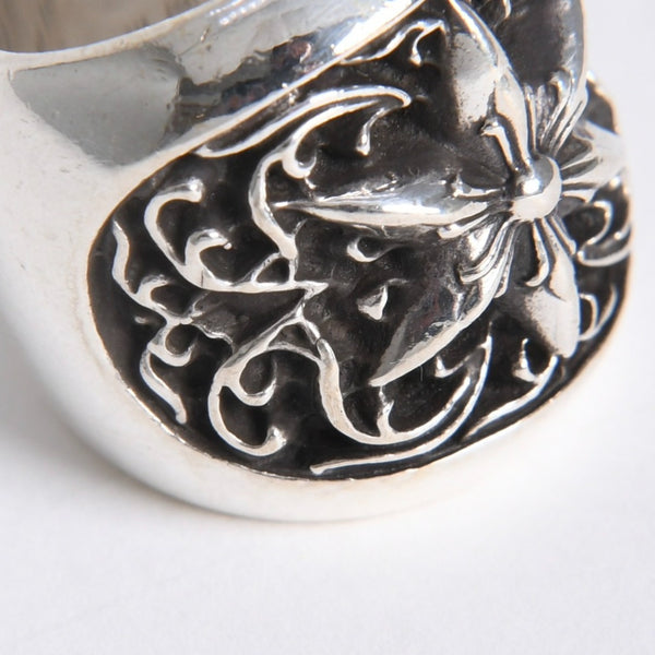 極美品 CHROME HEARTS クロムハーツ CLASSIC OVAL STAR クラシック オーバルスターリング 重量約33.95g サイズ11.5号 中古 4a008230