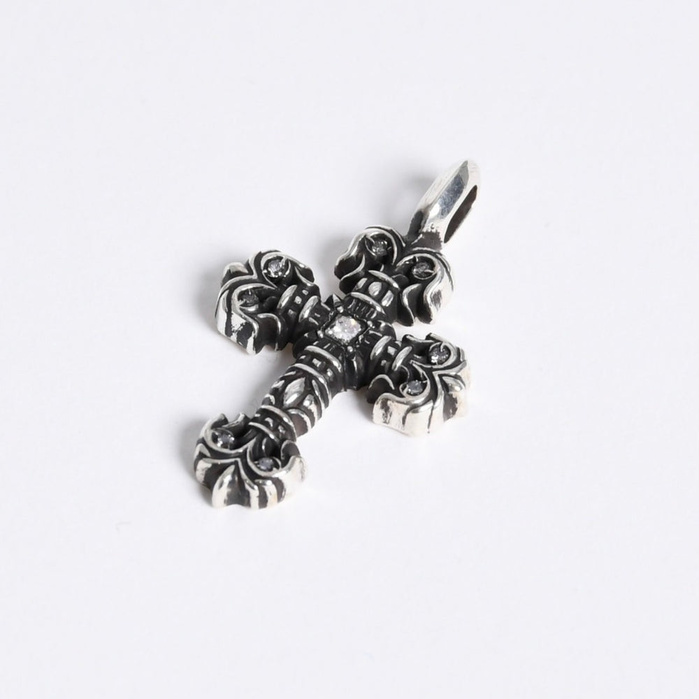 極美品 CHROME HEARTS クロムハーツ タイニー フィリグリー クロス パヴェダイヤモンド 純正 約4.84g ペンダント SV925 シルバー 中古 4a008208