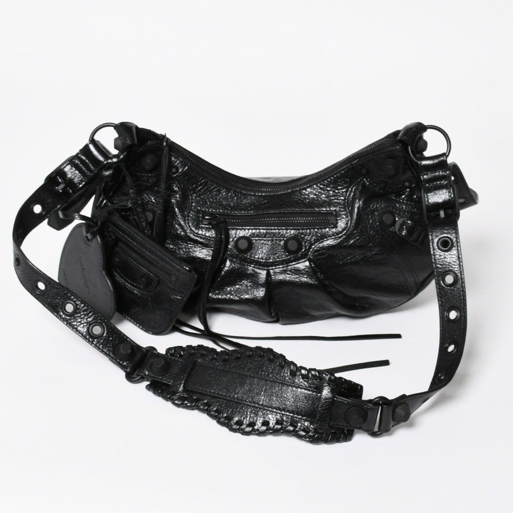 新品同様品 BALENCIAGA バレンシアガ Le Cagole ルカゴール ショルダーバッグ ブラック 671307 アリーナラムスキン 中古 4a008141