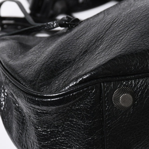 新品同様品 BALENCIAGA バレンシアガ Le Cagole ルカゴール ショルダーバッグ ブラック 671307 アリーナラムスキン 中古 4a008141