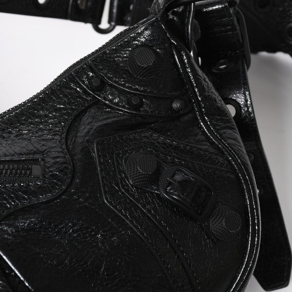 新品同様品 BALENCIAGA バレンシアガ Le Cagole ルカゴール ショルダーバッグ ブラック 671307 アリーナラムスキン 中古 4a008141