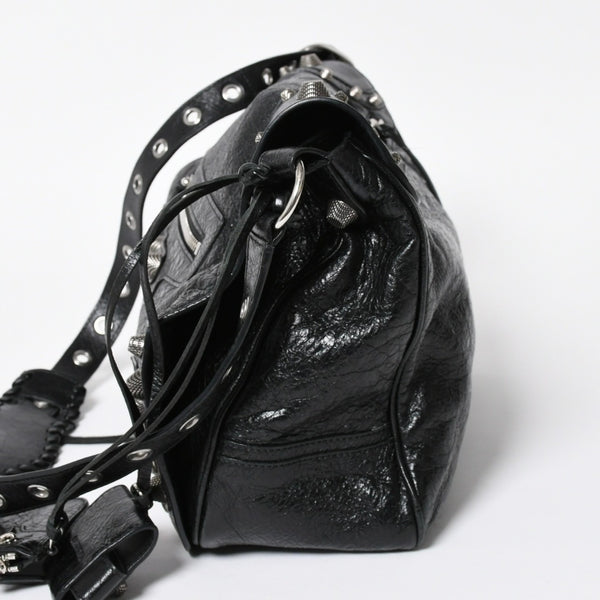 極美品 BALENCIAGA バレンシアガ ル カゴール ミディアム 719093 ショルダーバッグ バッグ ブラック シルバー金具 中古 4a008220