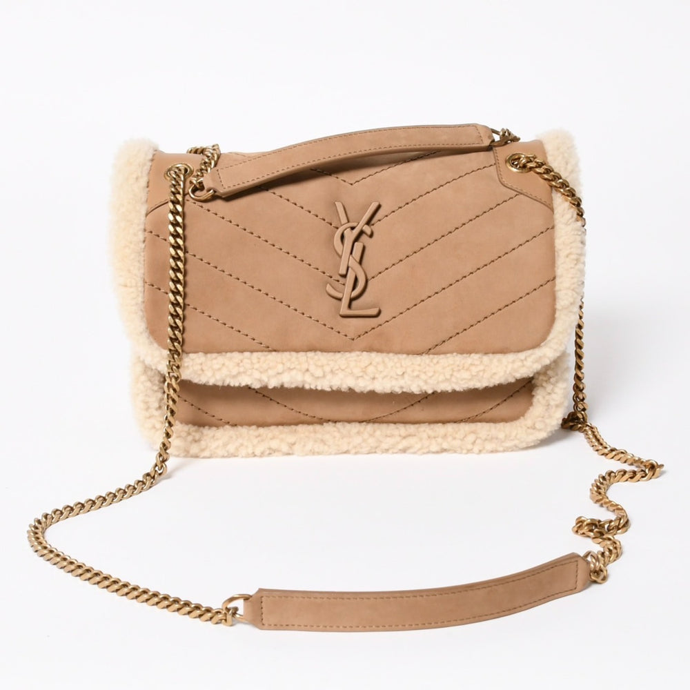 新品同様品 Saint Laurent サンローラン ニキ シアリング ショルダーバッグ バッグ ブラウン ベージュ ゴールド金具 中古 4a008223