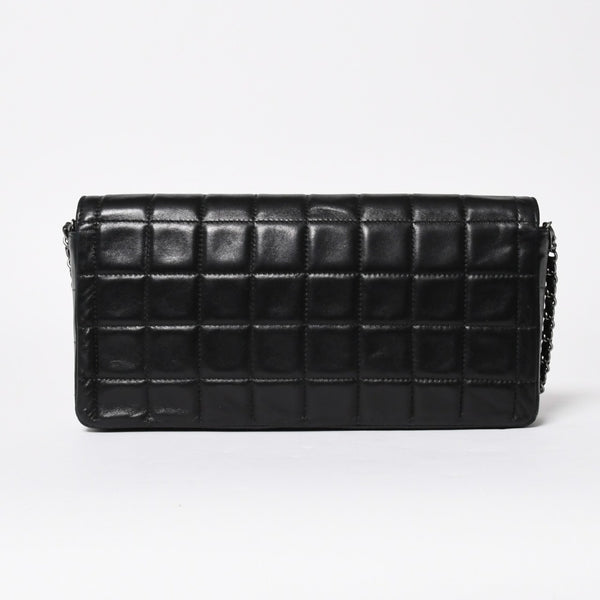 極美品 CHANEL シャネル イーストウエスト チェーンショルダーバッグ 6番台 ココマーク チョコバー ラムスキン ブラック 中古 4a008247