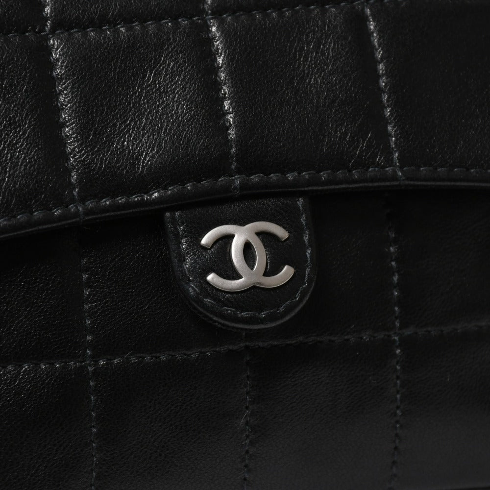 Very Good Condition CHANEL Chocolate Bar Chain Shoulder Bag A2000 6th Series Coco Mark Lambskin Black Silver Hardware Used 4a008248