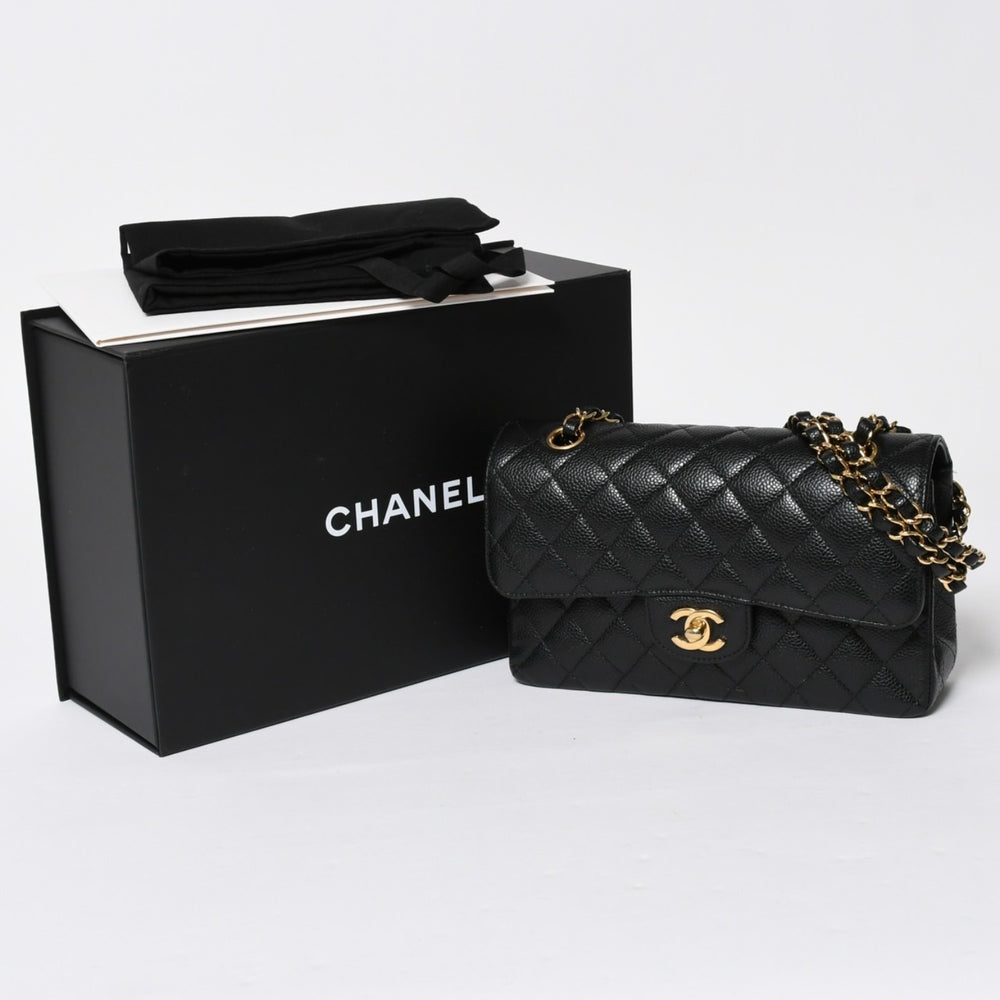 極美品 CHANEL シャネル マトラッセ23 Wフラップ Wチェーンショルダーバッグ ランダム番台 ココマーク キャビアスキン ブラック 中古 4a008244