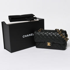極美品 CHANEL シャネル マトラッセ23 Wフラップ Wチェーンショルダーバッグ ランダム番台 ココマーク キャビアスキン ブラック 中古 4a008244
