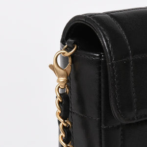 極美品 CHANEL シャネル イーストウエスト チェーンショルダーバッグ 7番台 ココマーク チョコバー ラムスキン ブラック 中古 4a008246