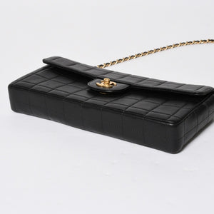 極美品 CHANEL シャネル イーストウエスト チェーンショルダーバッグ 7番台 ココマーク チョコバー ラムスキン ブラック 中古 4a008246