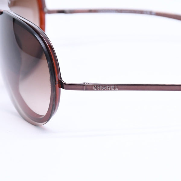 極美品 CHANEL シャネル Sunglasses サングラス アイウェア 6006 c.296/13 サイズSMALL 115 ブラウン 中古 4a008281