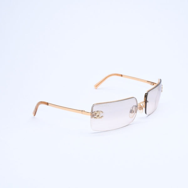 CHANEL シャネル Sunglasses サングラス アイウェア 4104-B c.125/8Z サイズ62◻︎15 120 ココマーク グレー ゴールド金具 美品 中古 4a008282