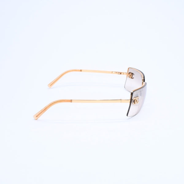 CHANEL シャネル Sunglasses サングラス アイウェア 4104-B c.125/8Z サイズ62◻︎15 120 ココマーク グレー ゴールド金具 美品 中古 4a008282