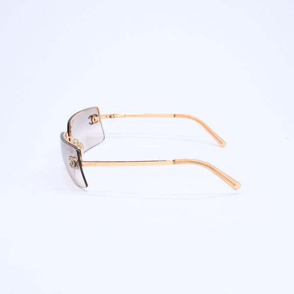 CHANEL シャネル Sunglasses サングラス アイウェア 4104-B c.125/8Z サイズ62◻︎15 120 ココマーク グレー ゴールド金具 美品 中古 4a008282