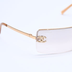 CHANEL シャネル Sunglasses サングラス アイウェア 4104-B c.125/8Z サイズ62◻︎15 120 ココマーク グレー ゴールド金具 美品 中古 4a008282