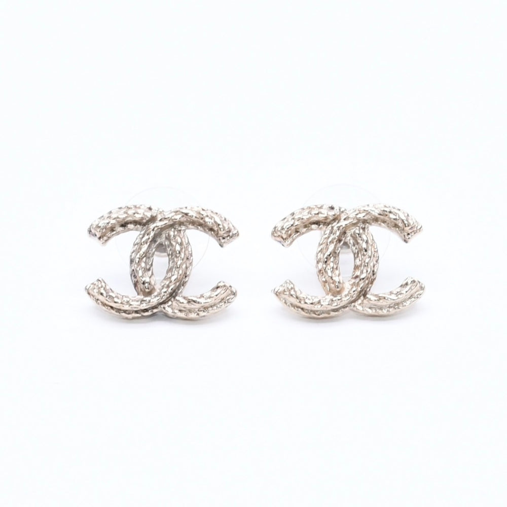 極美品 CHANEL シャネル ココマーク スタッドピアス 重量約6.22g 11P刻印 GP メタル ゴールド 両耳用 中古 4a007089