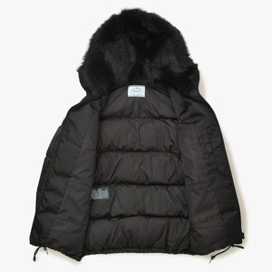 極美品 PRADA プラダ Re-Nylon ギャバジンパファー 29X808 サイズ38 ブラック トライアングルロゴプレート 中古 4a008294