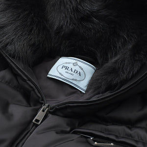 極美品 PRADA プラダ Re-Nylon ギャバジンパファー 29X808 サイズ38 ブラック トライアングルロゴプレート 中古 4a008294