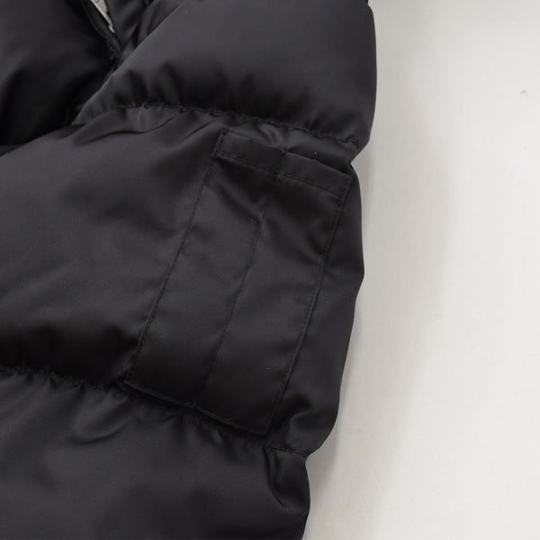 極美品 PRADA プラダ Re-Nylon ギャバジンパファー 29X808 サイズ38 ブラック トライアングルロゴプレート 中古 4a008294