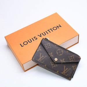 Very Good Condition LOUIS VUITTON Porto Cult Recto Verso Coin Case M69431 Monogram Canvas Brown Black Gold Hardware Used 4a007908