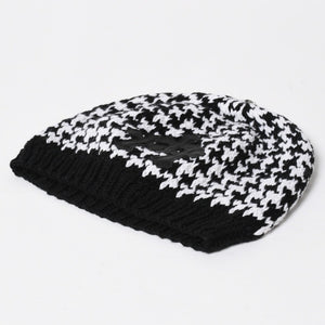 極美品 CHROME HEARTS クロムハーツ スターパッチ ビーニー ニットキャップ 千鳥格子模様 サイズ53-60cm 3パッチ スターボタン 中古 4a008367
