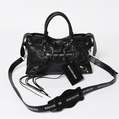 極美品 BALENCIAGA バレンシアガ クラシックシティ ショルダーバッグ 431621 レザー ブラック シルバー金具 中古 4a008318