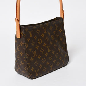 Very Good Condition LOUIS VUITTON Looping MM One Shoulder Bag M51146 Monogram PVC Leather Brown Gold Hardware Used 4a008387