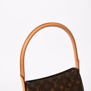 Very Good Condition LOUIS VUITTON Looping MM One Shoulder Bag M51146 Monogram PVC Leather Brown Gold Hardware Used 4a008387