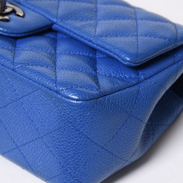 極美品 CHANEL シャネル ミニマトラッセ 20 チェーンショルダーバッグ 21番台 ココマーク キャビアスキン ブルー 中古 4a008327