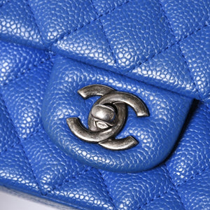 極美品 CHANEL シャネル ミニマトラッセ 20 チェーンショルダーバッグ 21番台 ココマーク キャビアスキン ブルー 中古 4a008327