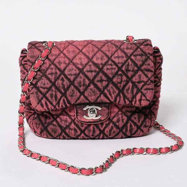 Very Good Condition CHANEL Chanel Matelasse 23cm Mini Shoulder Bag No. 29 Made in France Denim Pink Black Silver Hardware Used 4a008332
