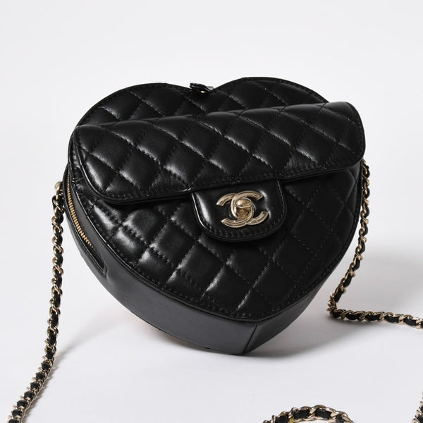 新品同様 CHANEL シャネル HEART BAG ハート チェーンショルダーバッグ AS5764 ランダム番台 ココマーク ラムスキン ブラック 中古 4a008591