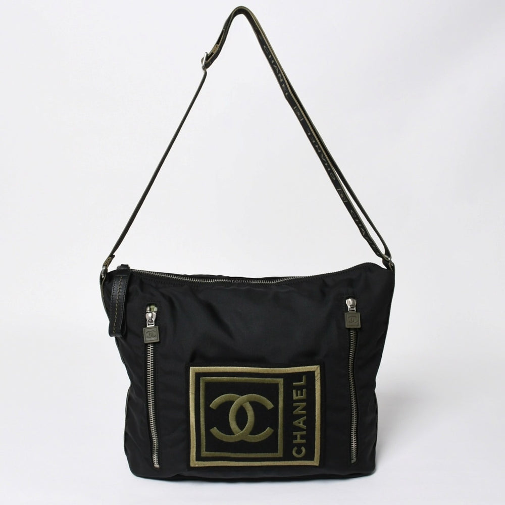 極美品 CHANEL シャネル スポーツライン ショルダーバッグ ココマーク 刺繍 ブラック カーキ グリーン 10番台 中古 4a008346