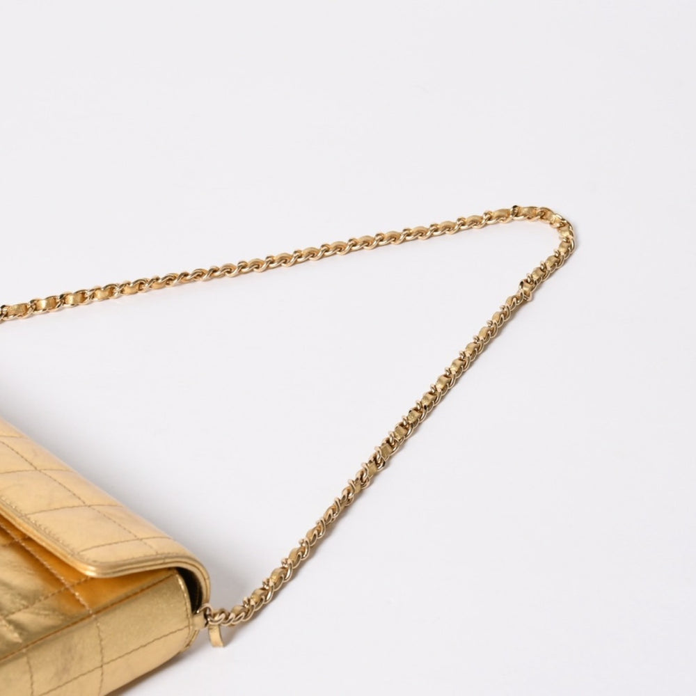Very Good Condition CHANEL Chocolate Bar East West Chain Shoulder Bag Lambskin Gold Gold Ladies No. 7 Used 4a008323
