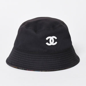CHANEL シャネル ココマーク M24C バケットハット リバーシブル ココマーク コットン ブラック マルチカラー 美品 中古 4a008303