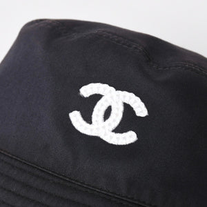 CHANEL シャネル ココマーク M24C バケットハット リバーシブル ココマーク コットン ブラック マルチカラー 美品 中古 4a008303